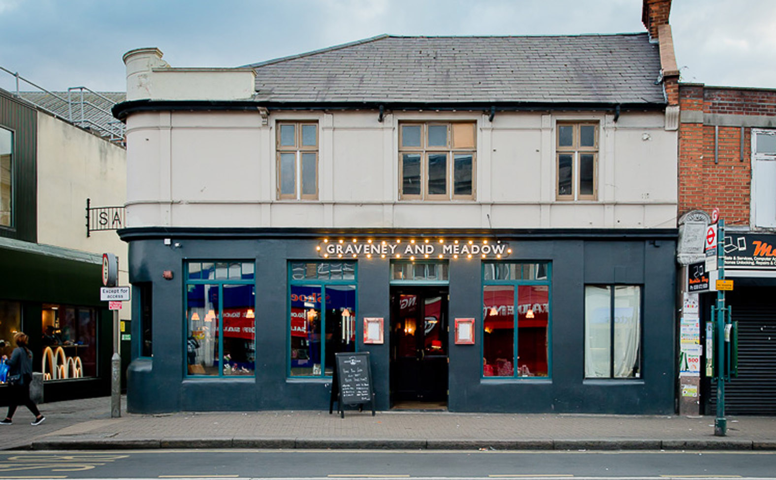 Graveney-Meadow-1101